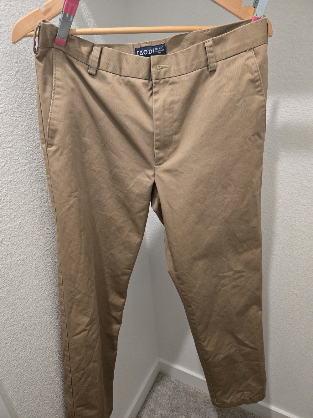 Izod Men’s Tan Flat-Front Chino Pants